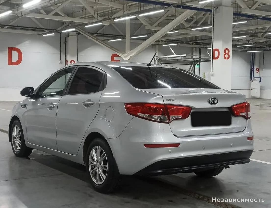 KIA Rio 2015 с пробегом — фото 7