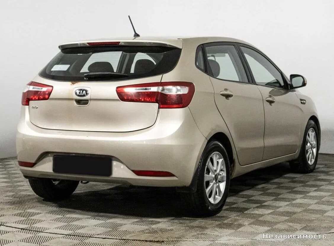 KIA Rio 2014 с пробегом — фото 5