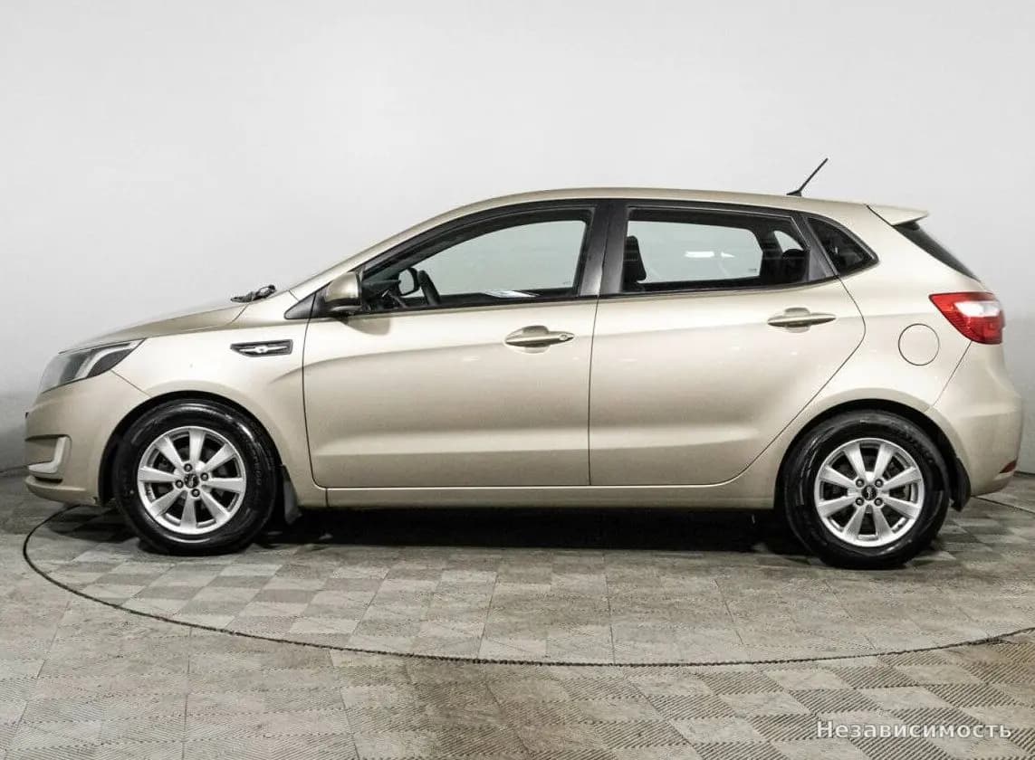 KIA Rio 2014 с пробегом — фото 8