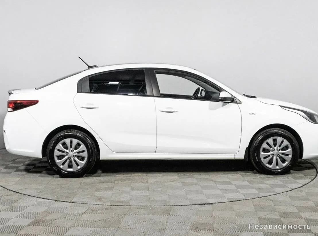 KIA Rio 2019 с пробегом — фото 4