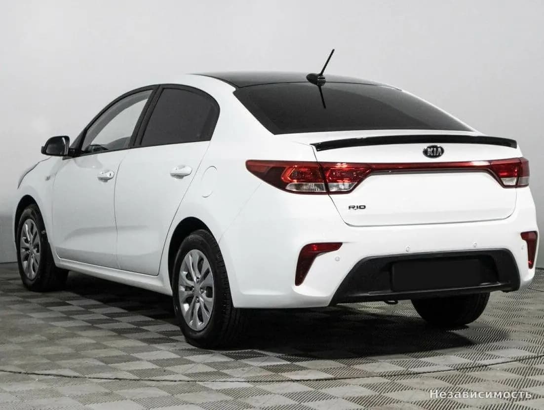 KIA Rio 2019 с пробегом — фото 7