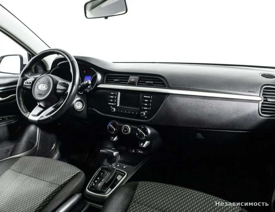 KIA Rio 2019 с пробегом — фото 9
