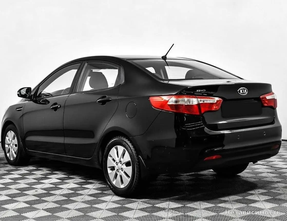 KIA Rio 2012 с пробегом — фото 7