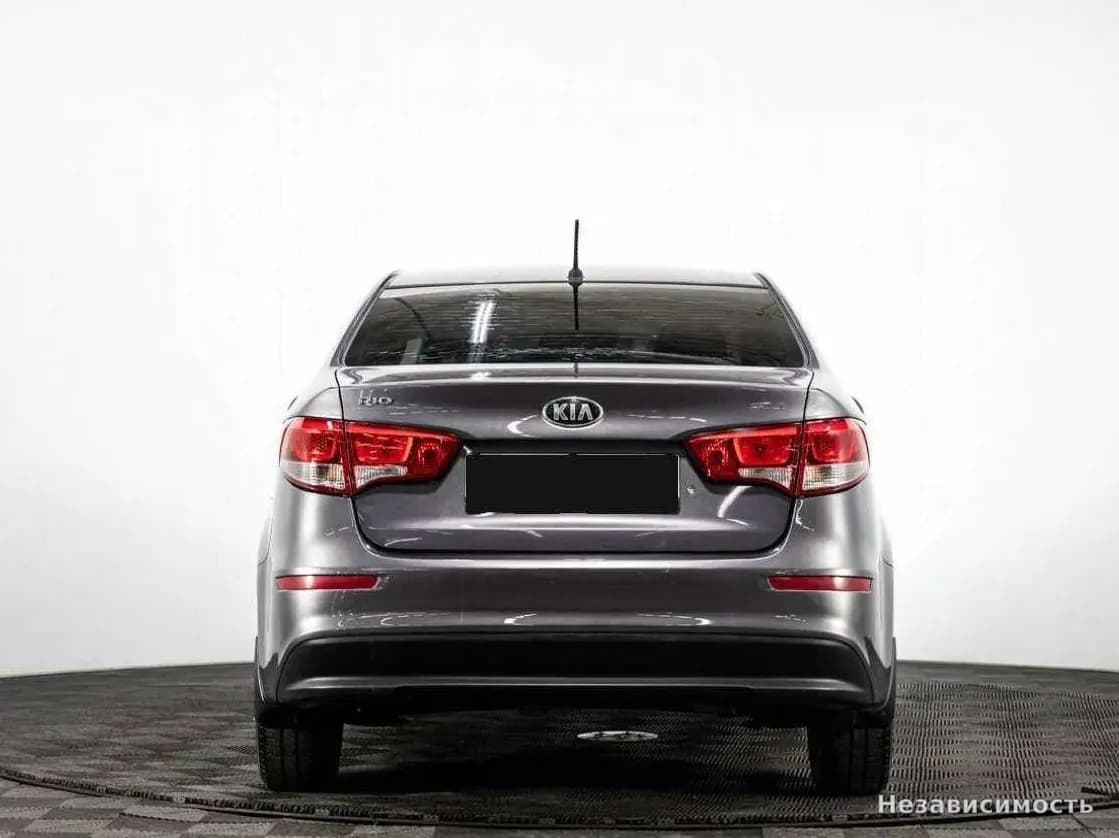 KIA Rio 2015 с пробегом — фото 5
