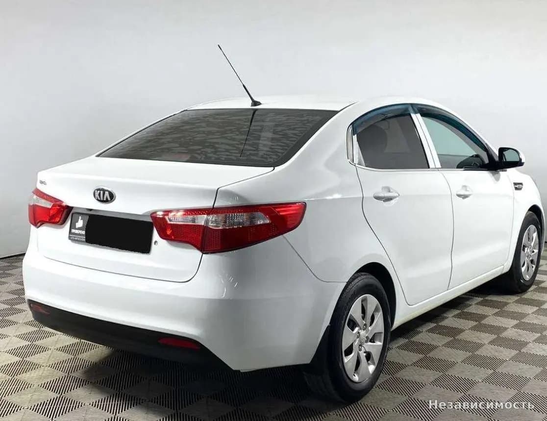 KIA Rio 2014 с пробегом — фото 5