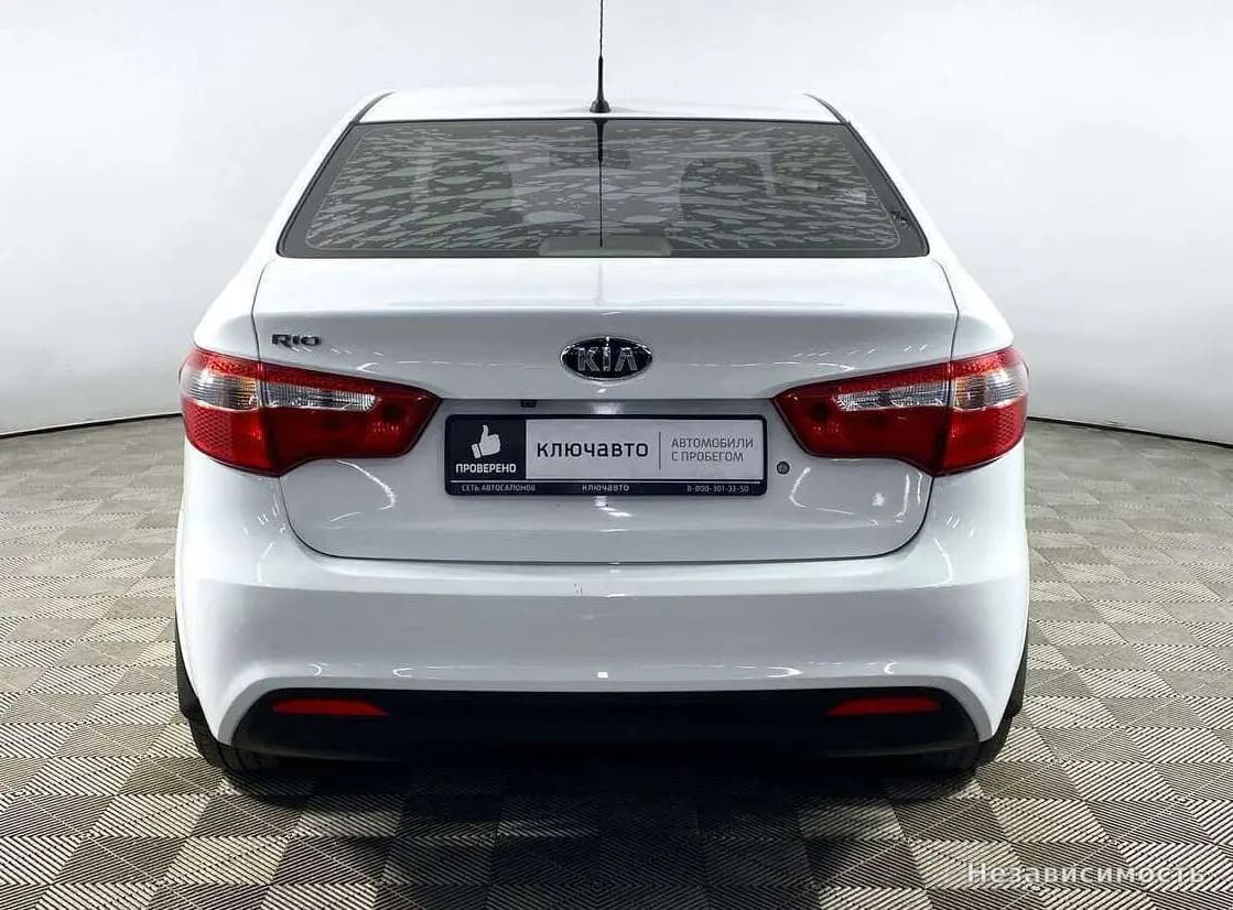 KIA Rio 2014 с пробегом — фото 6