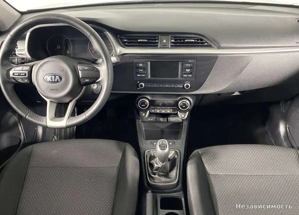 KIA Rio 2021 с пробегом — фото 9