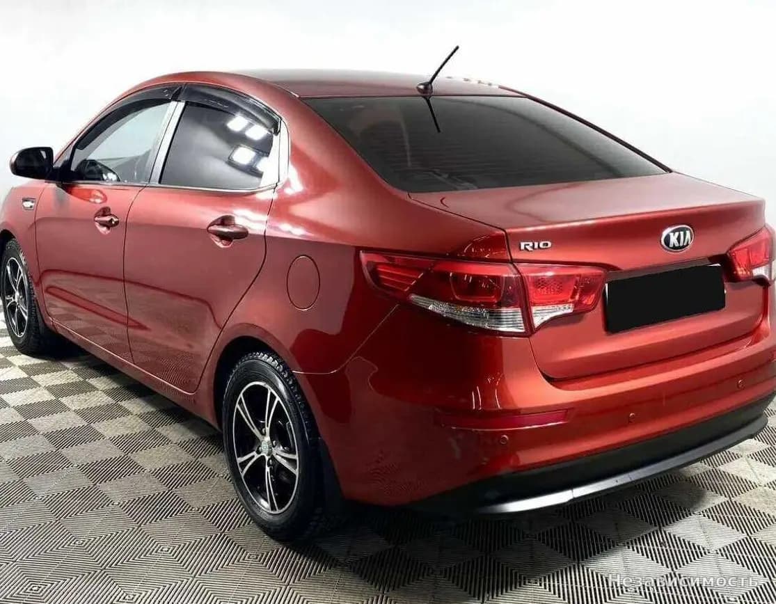 KIA Rio 2016 с пробегом — фото 7