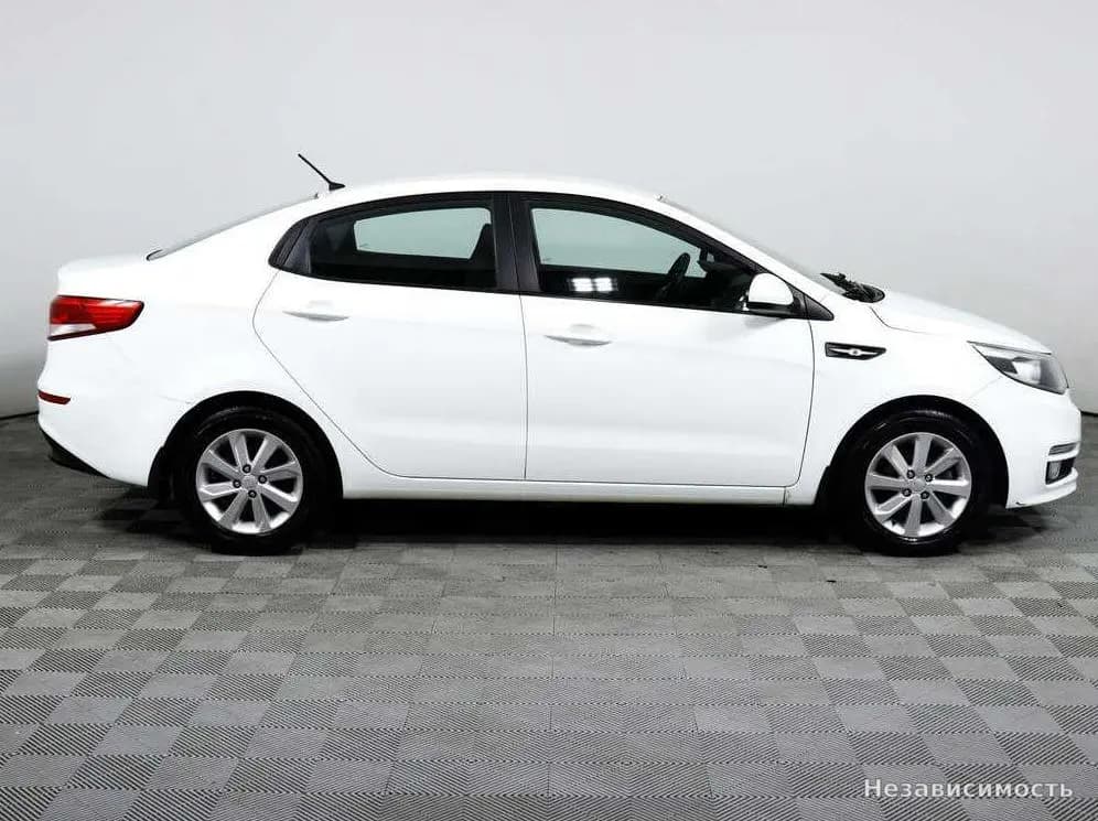 KIA Rio 2016 с пробегом — фото 4