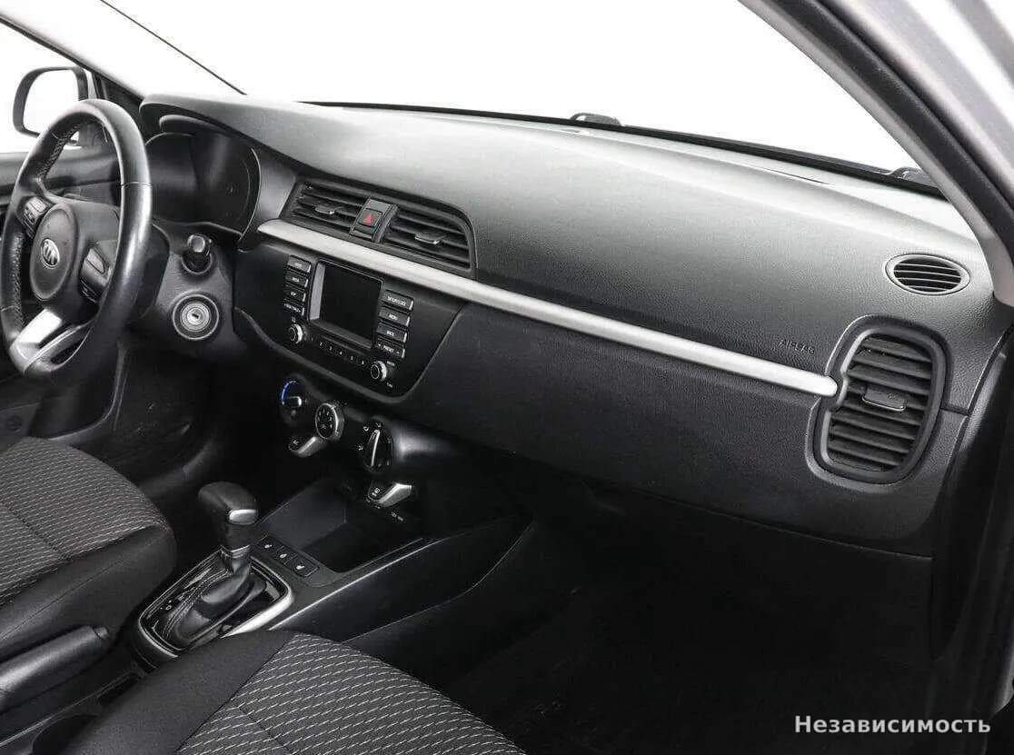 KIA Rio 2020 с пробегом — фото 10