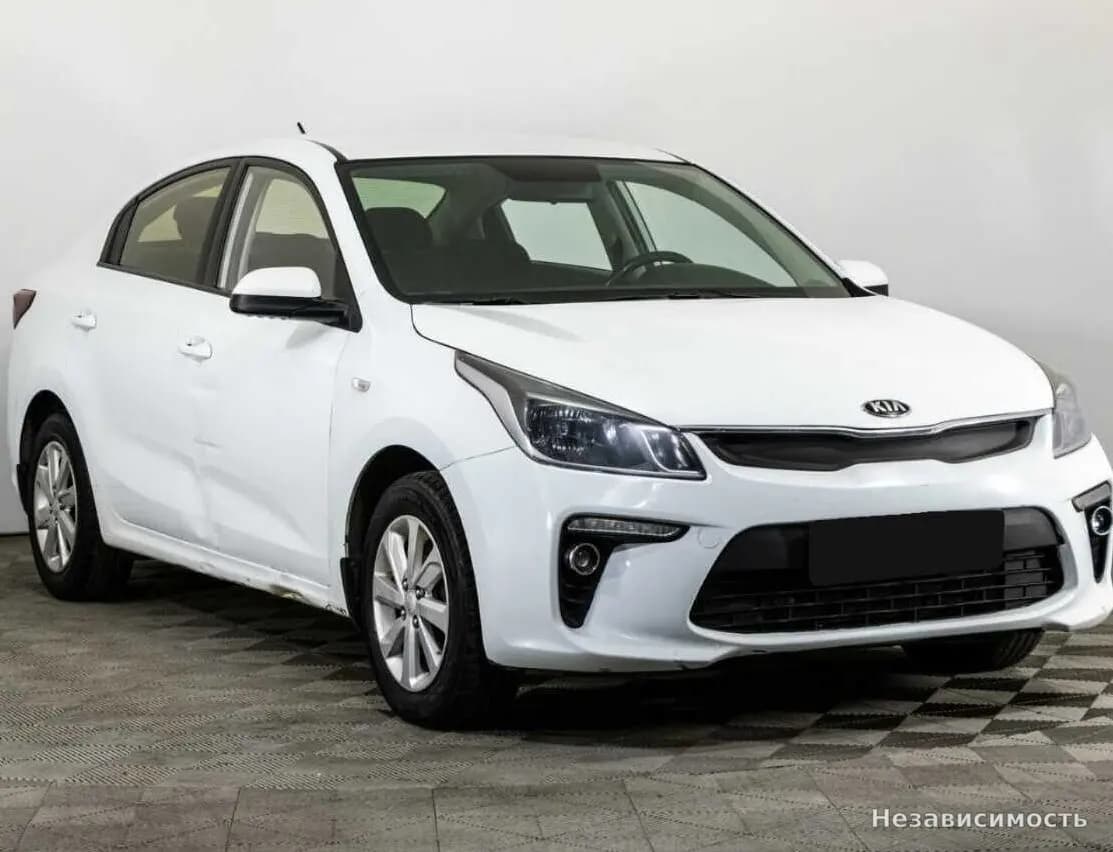 KIA Rio 2017 с пробегом — фото 3