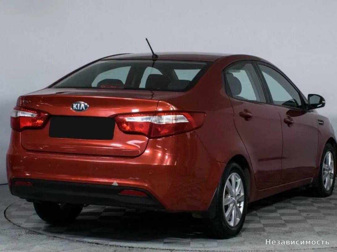 KIA Rio 2013 с пробегом — фото 5