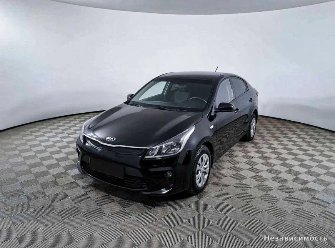 KIA Rio 2017 с пробегом — фото 1