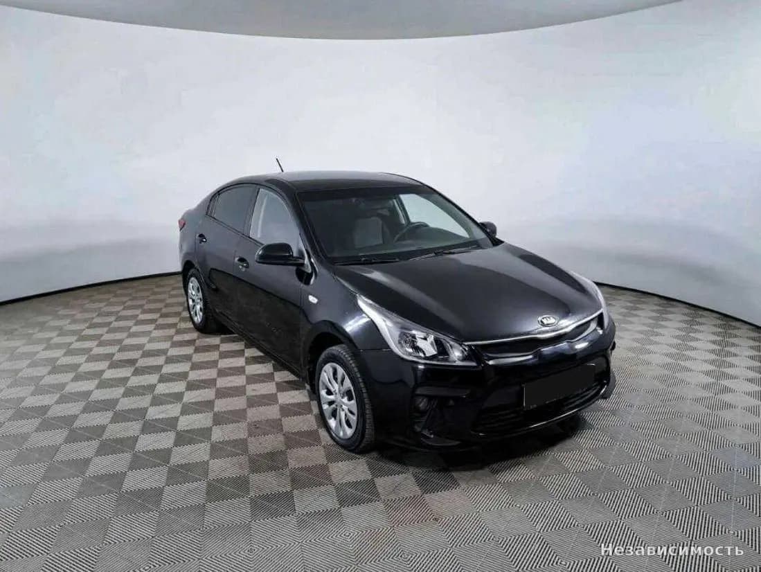 KIA Rio 2017 с пробегом — фото 3