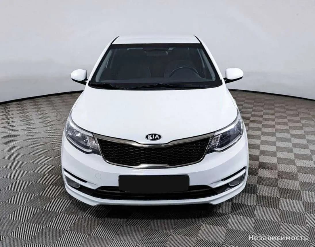 KIA Rio 2017 с пробегом — фото 2