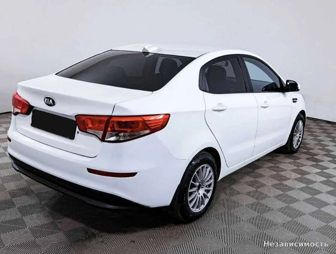 KIA Rio 2017 с пробегом — фото 5