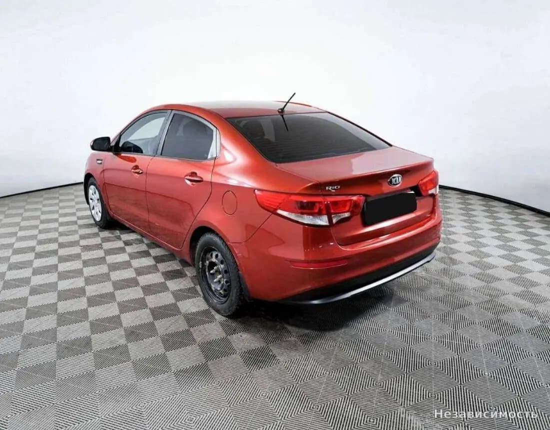 KIA Rio 2016 с пробегом — фото 7