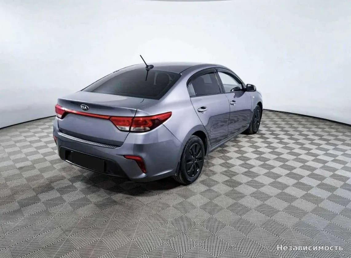 KIA Rio 2017 с пробегом — фото 5