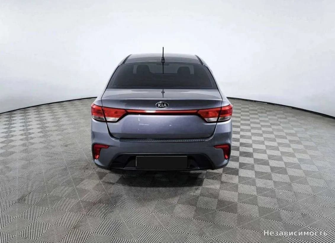KIA Rio 2017 с пробегом — фото 6