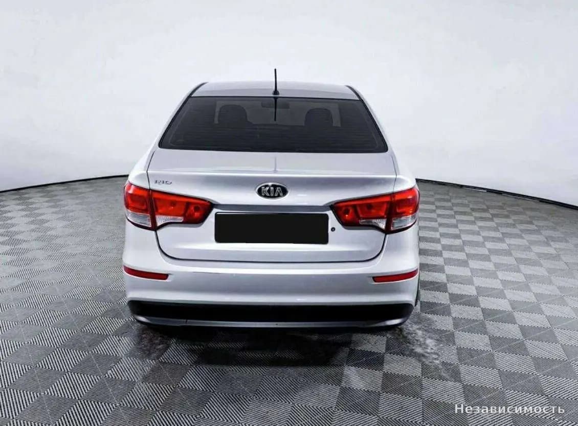 KIA Rio 2015 с пробегом — фото 6