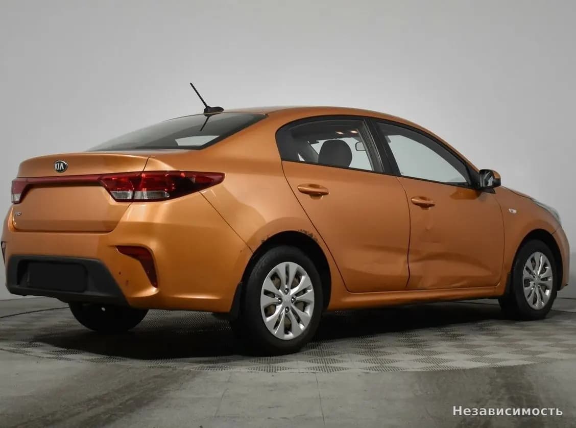 KIA Rio 2017 с пробегом — фото 5