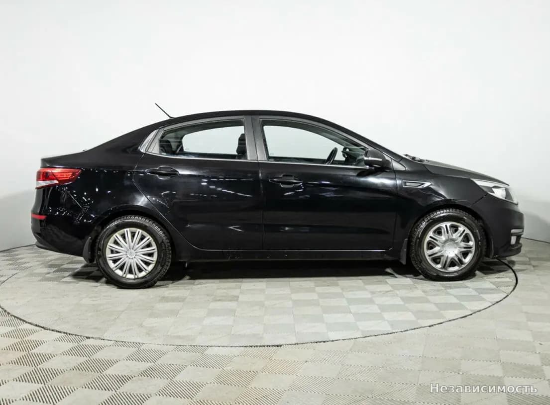 KIA Rio 2016 с пробегом — фото 4