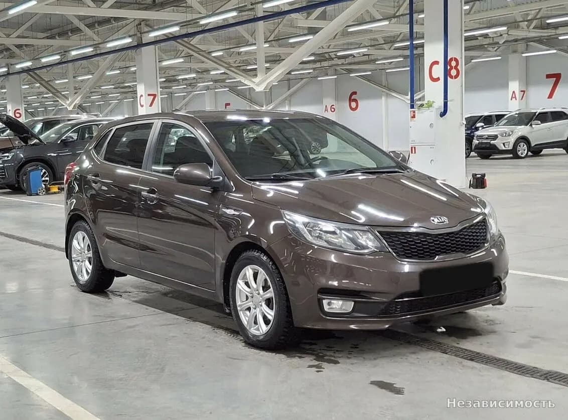 KIA Rio 2017 с пробегом — фото 3