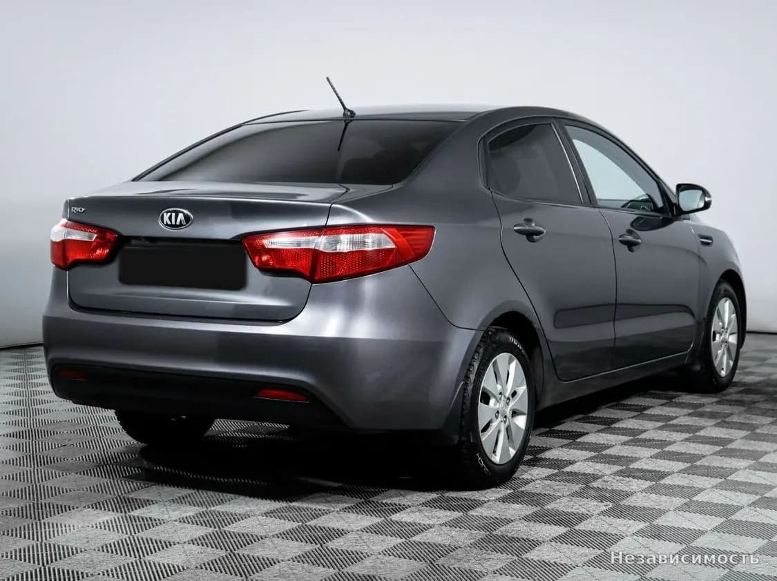 KIA Rio 2013 с пробегом — фото 4