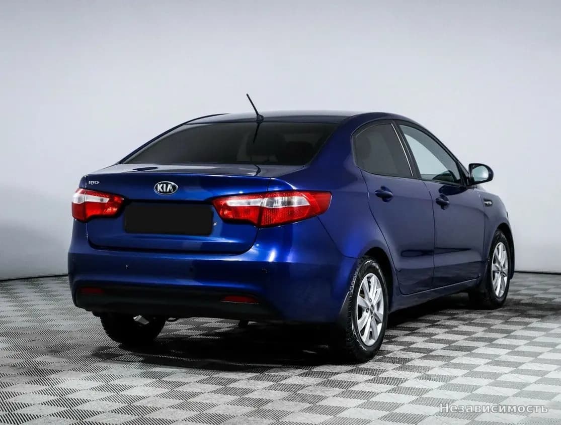 KIA Rio 2015 с пробегом — фото 3