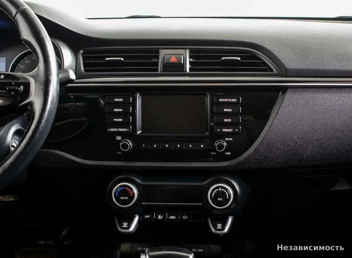 KIA Rio 2017 с пробегом — фото 8