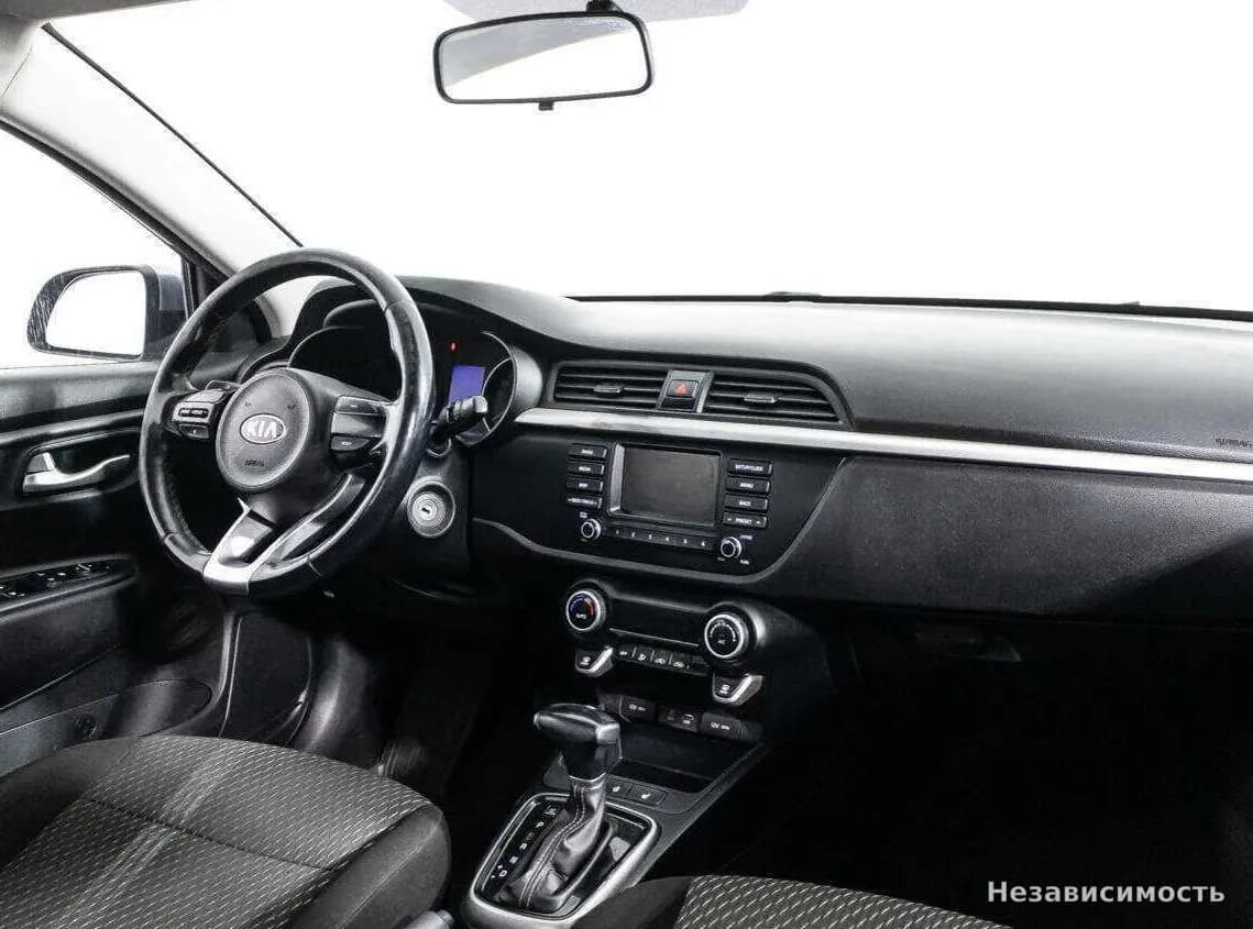 KIA Rio 2019 с пробегом — фото 9
