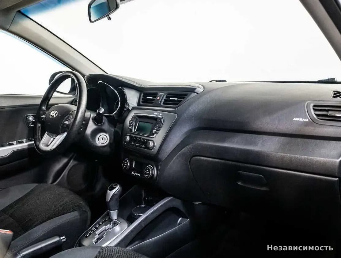 KIA Rio 2013 с пробегом — фото 8