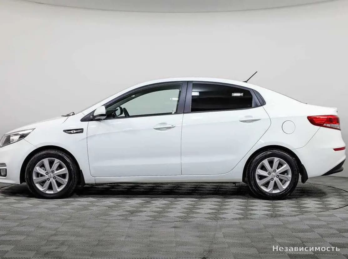 KIA Rio 2016 с пробегом — фото 7