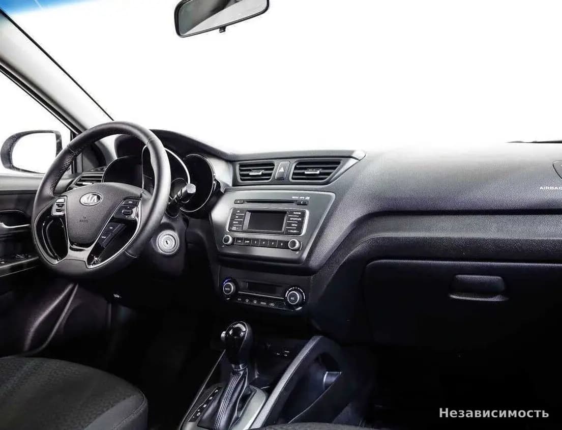 KIA Rio 2016 с пробегом — фото 8