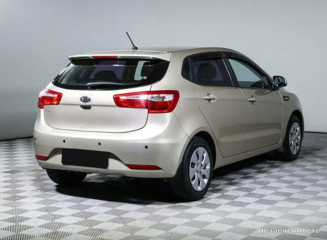 KIA Rio 2012 с пробегом — фото 4
