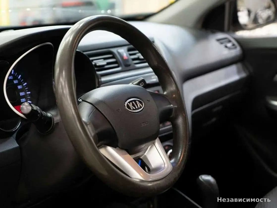 KIA Rio 2012 с пробегом — фото 4