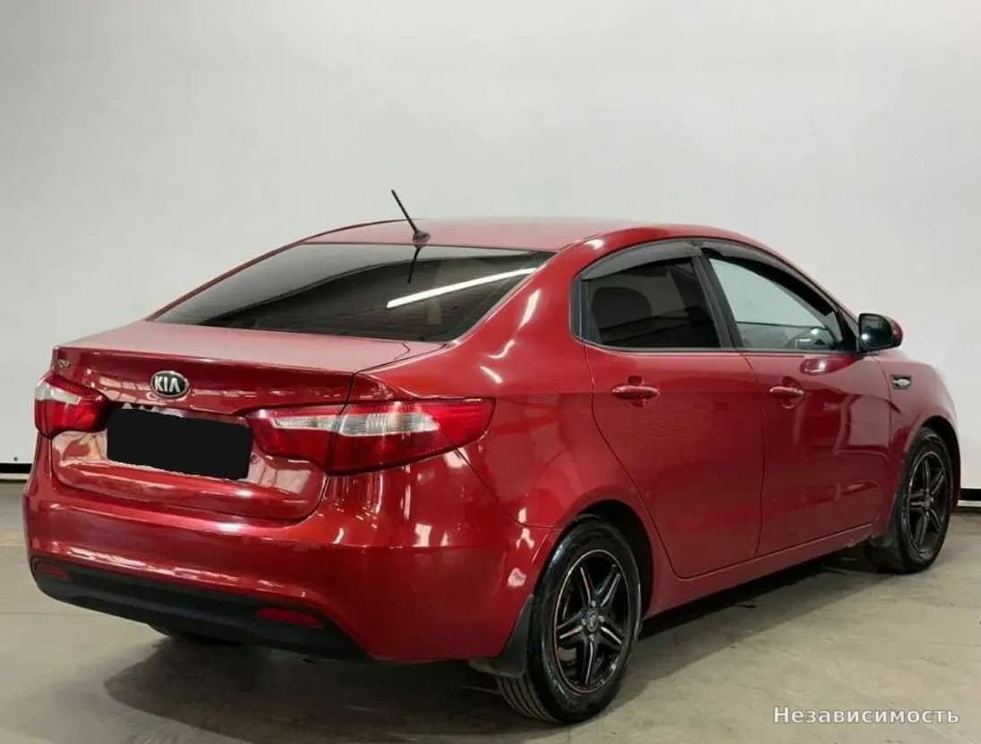 KIA Rio 2013 с пробегом — фото 5