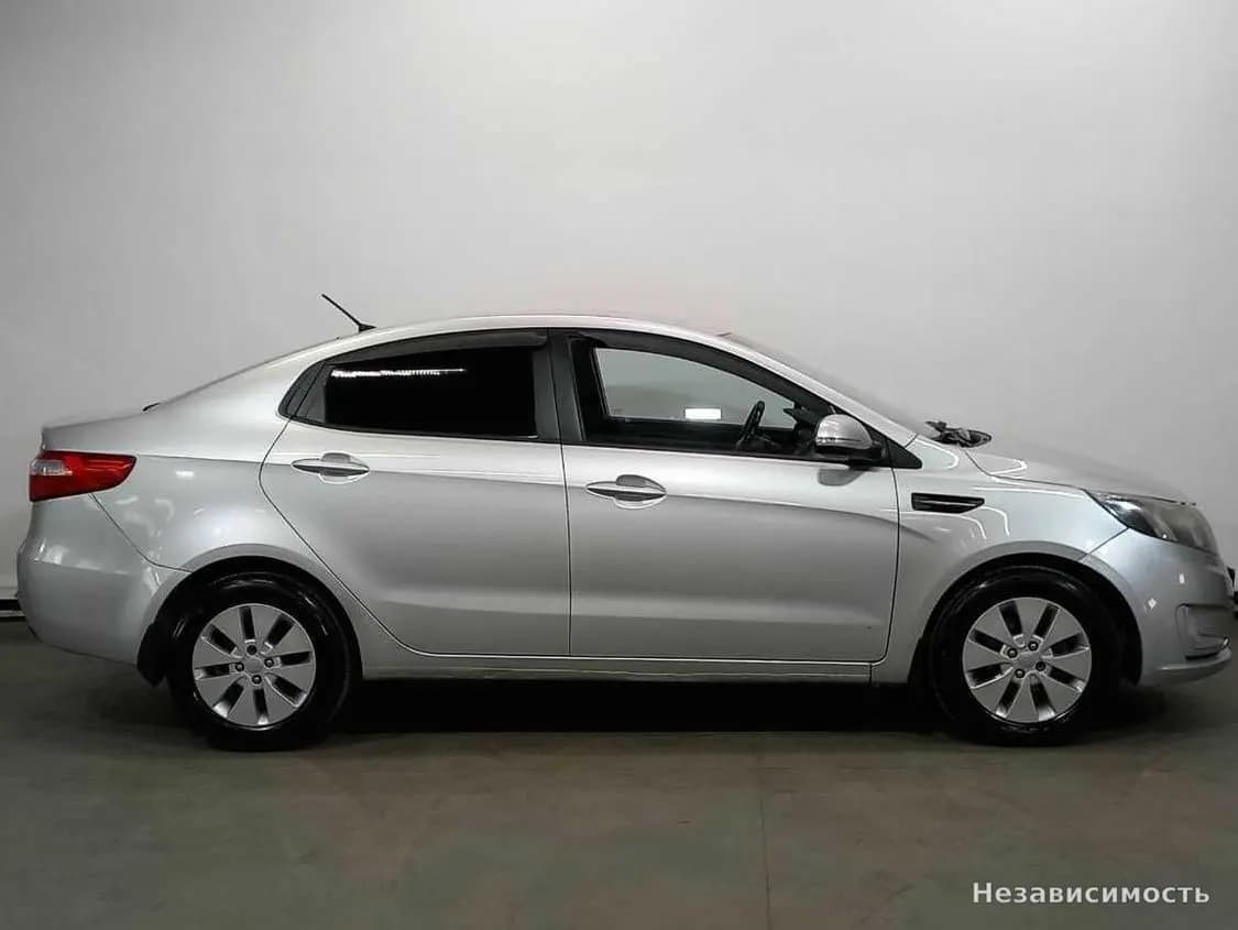 KIA Rio 2013 с пробегом — фото 4