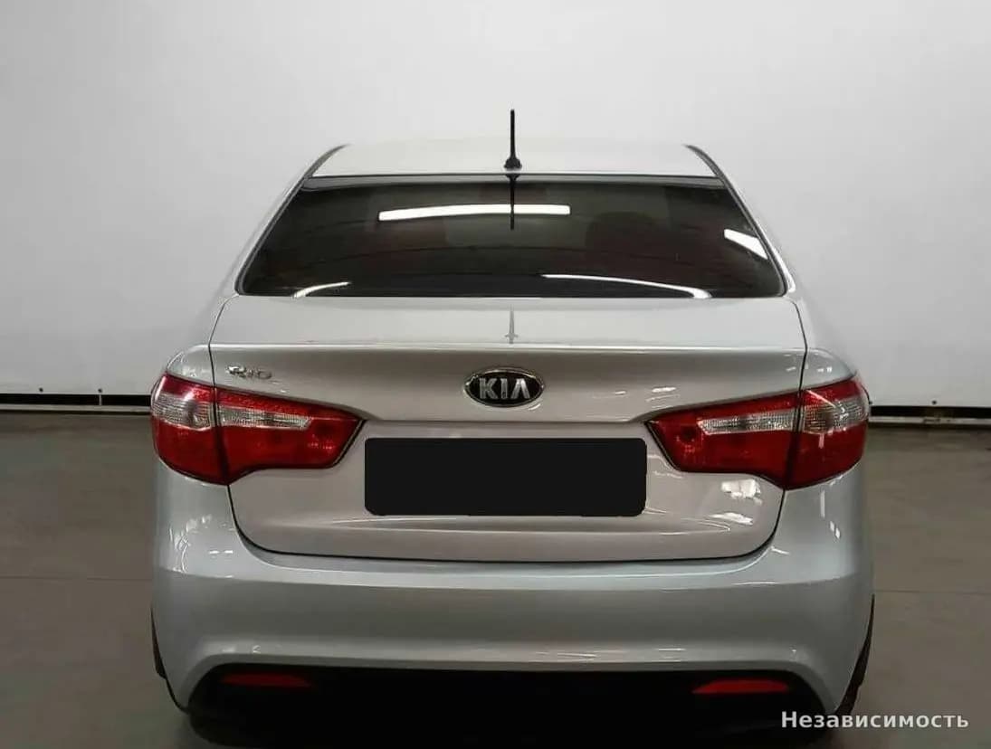 KIA Rio 2013 с пробегом — фото 6