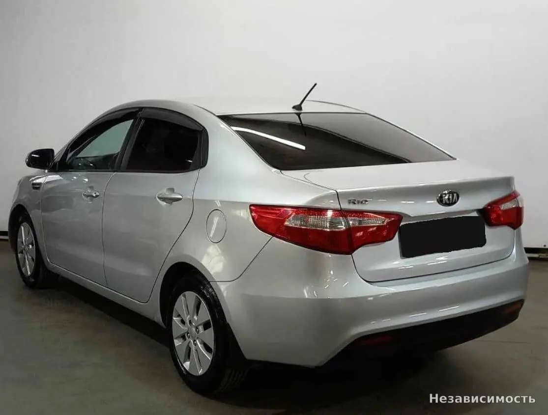 KIA Rio 2013 с пробегом — фото 7