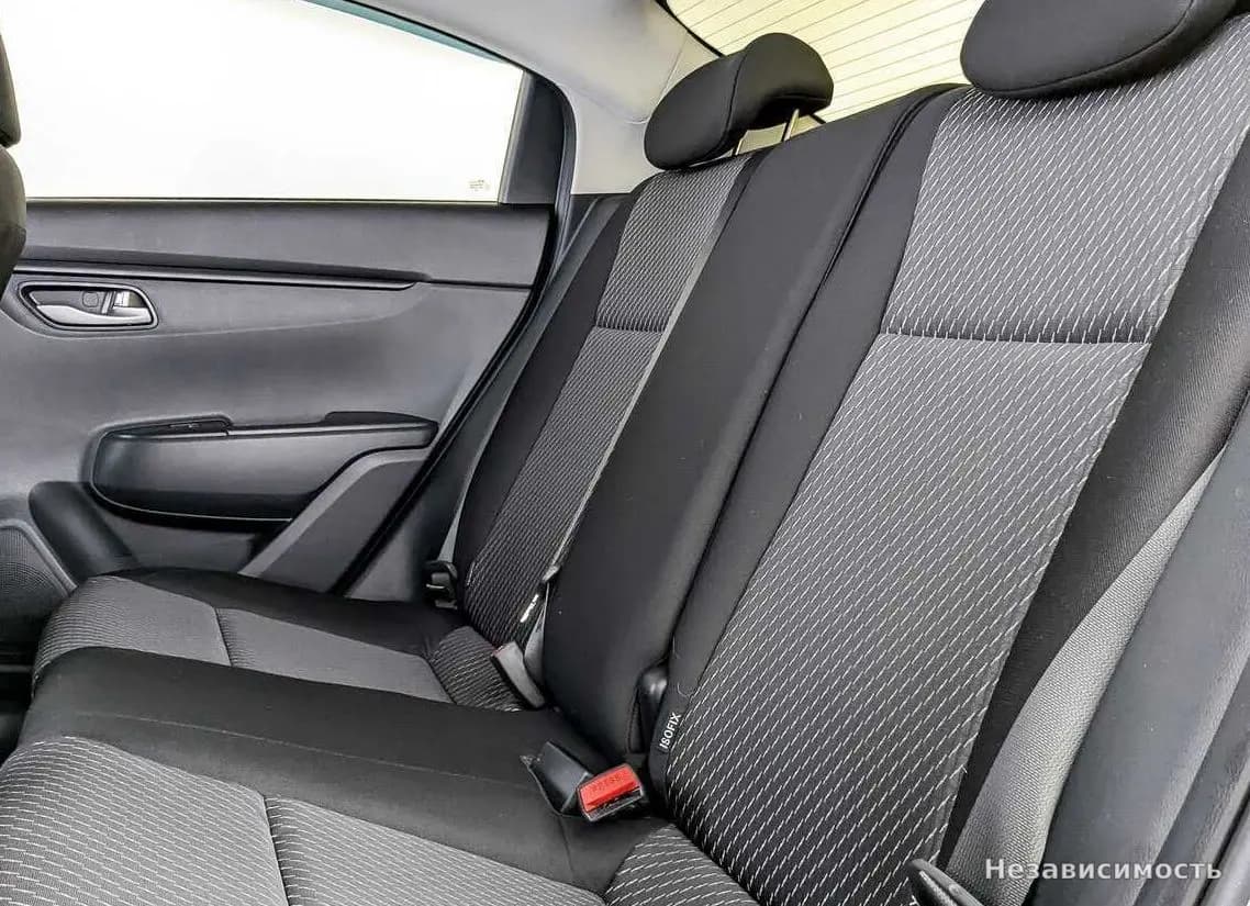 KIA Rio 2018 с пробегом — фото 10