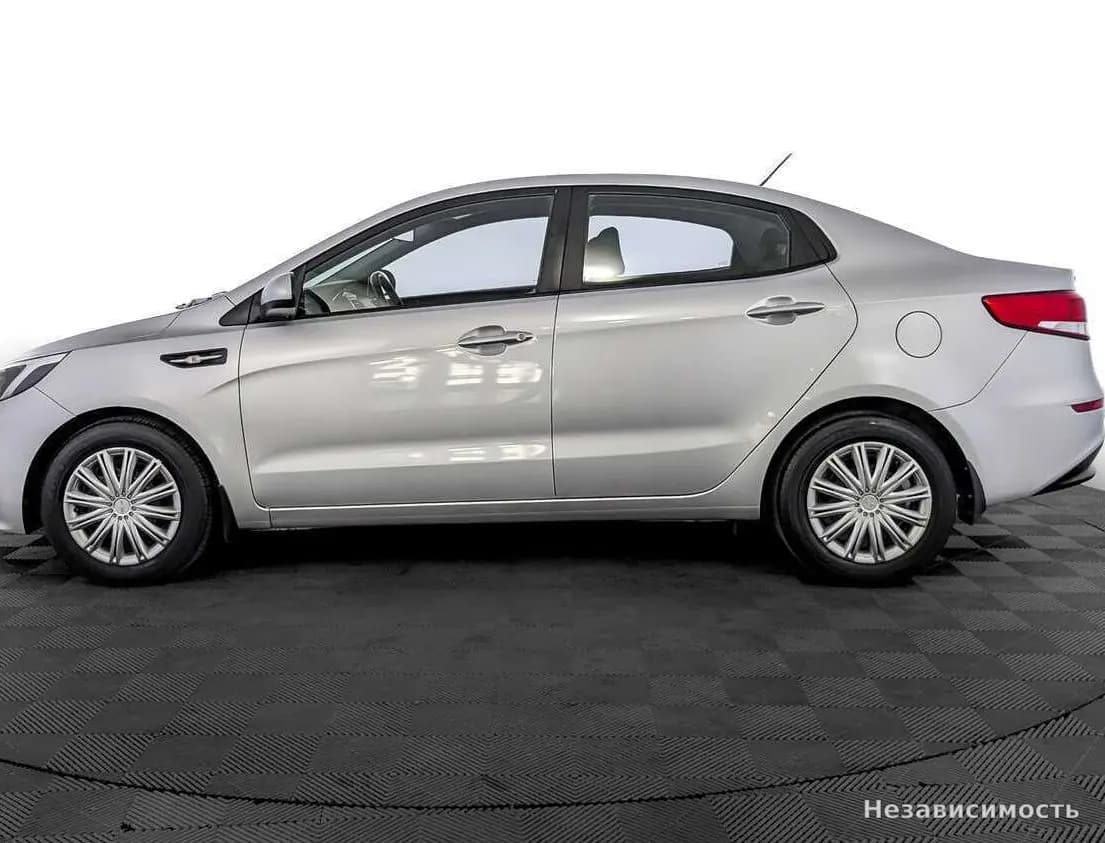 KIA Rio 2016 с пробегом — фото 8