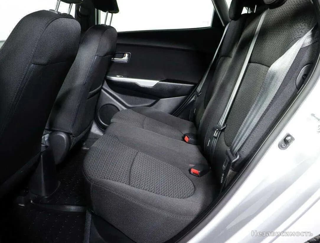 KIA Rio 2013 с пробегом — фото 9