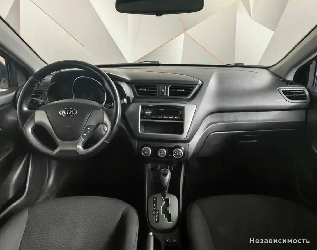 KIA Rio 2015 с пробегом — фото 10
