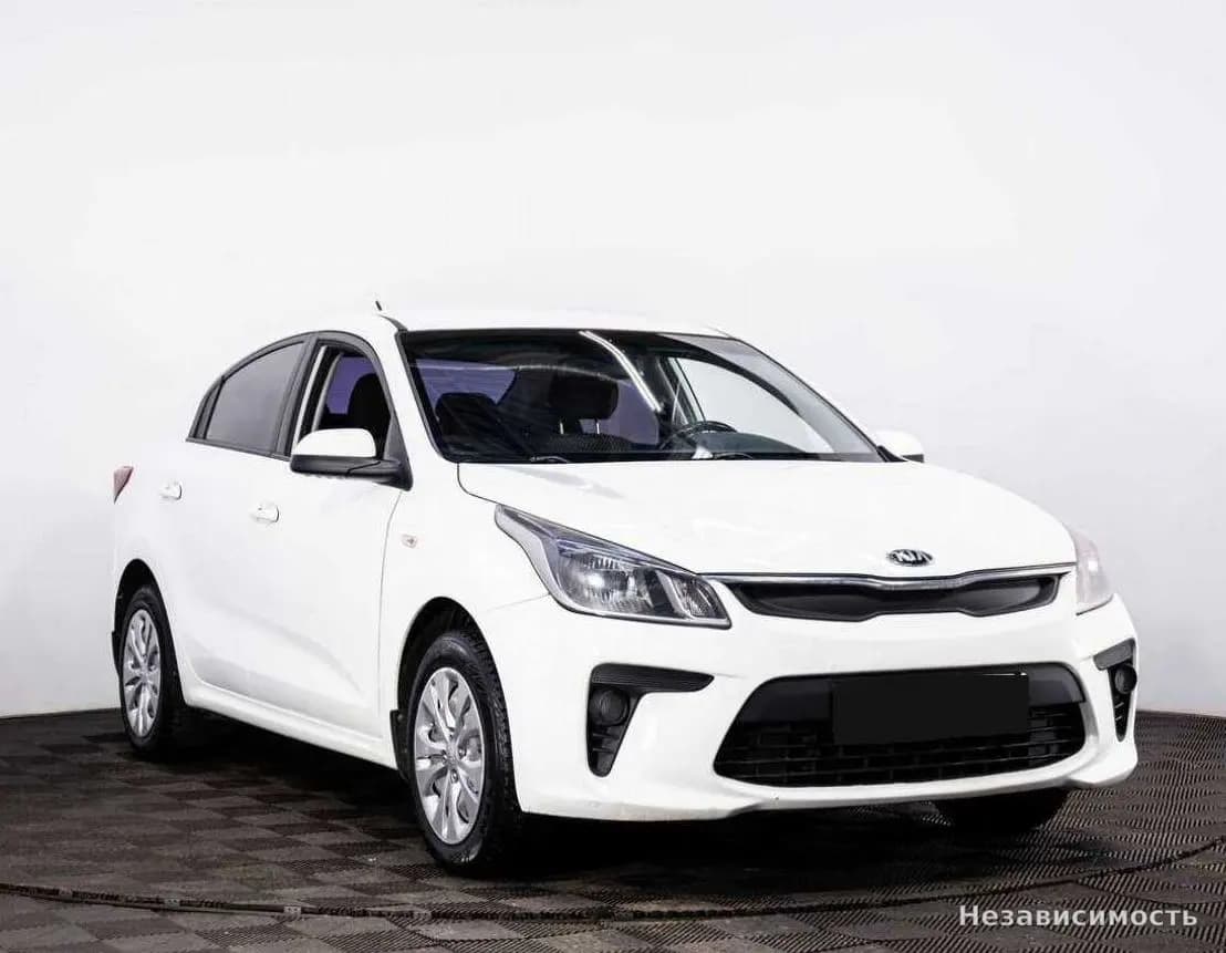 KIA Rio 2018 с пробегом — фото 3