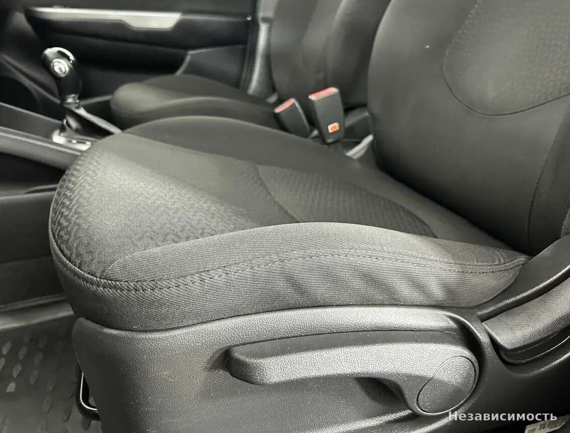 KIA Rio 2014 с пробегом — фото 9