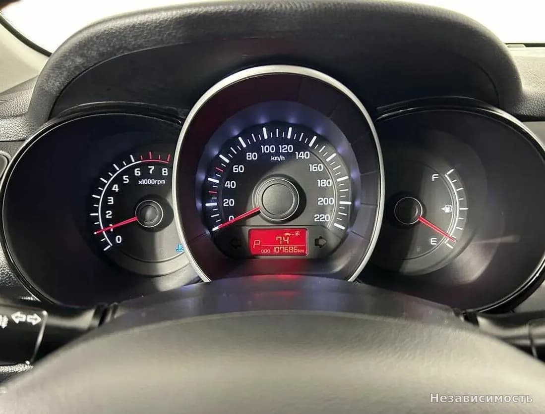 KIA Rio 2014 с пробегом — фото 10