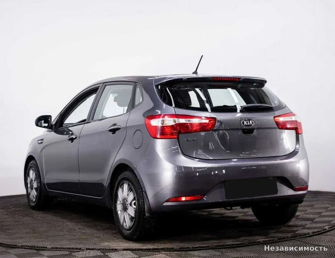 KIA Rio 2013 с пробегом — фото 4