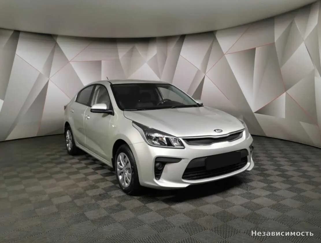 KIA Rio 2018 с пробегом — фото 3