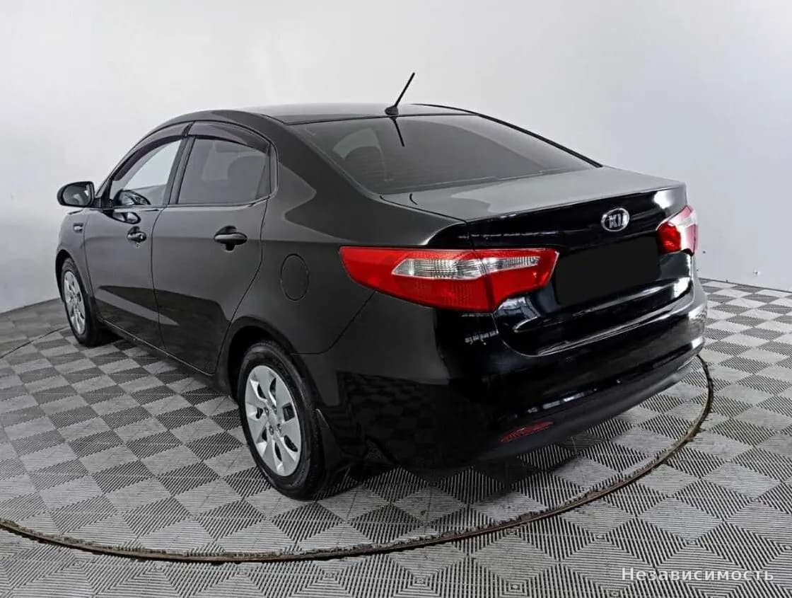 KIA Rio 2014 с пробегом — фото 7